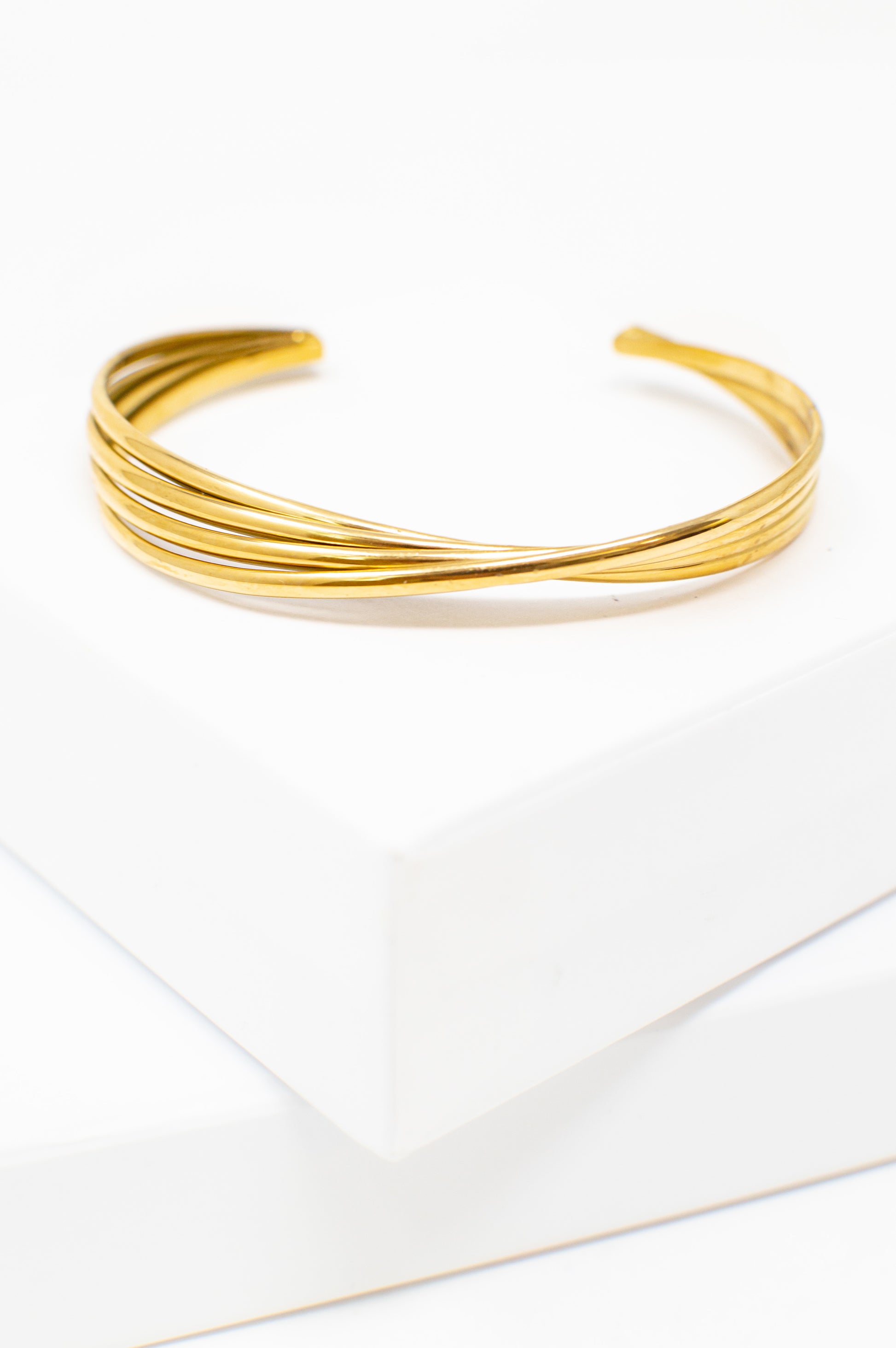 beautiful accessory for various occasions.  gold bangle.